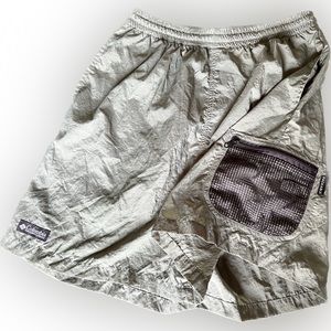 Men’s Vintage Columbia Olive Green Nylon Shorts Size M
